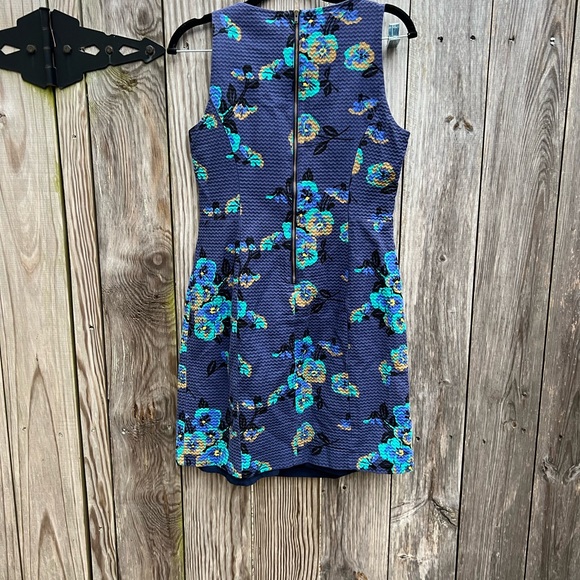 FOSSIL Angelina Navy Multi Color Floral Shift Dress size 6 - Picture 6 of 9